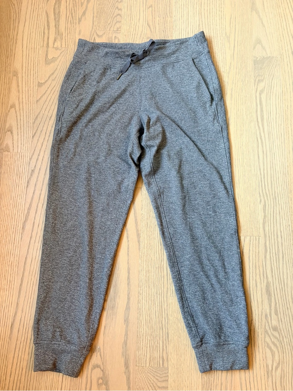 Lululemon Gray Jogger Pants ‘Ready to Rulu’ Stretchy Athleisure Cozy Casual Chic